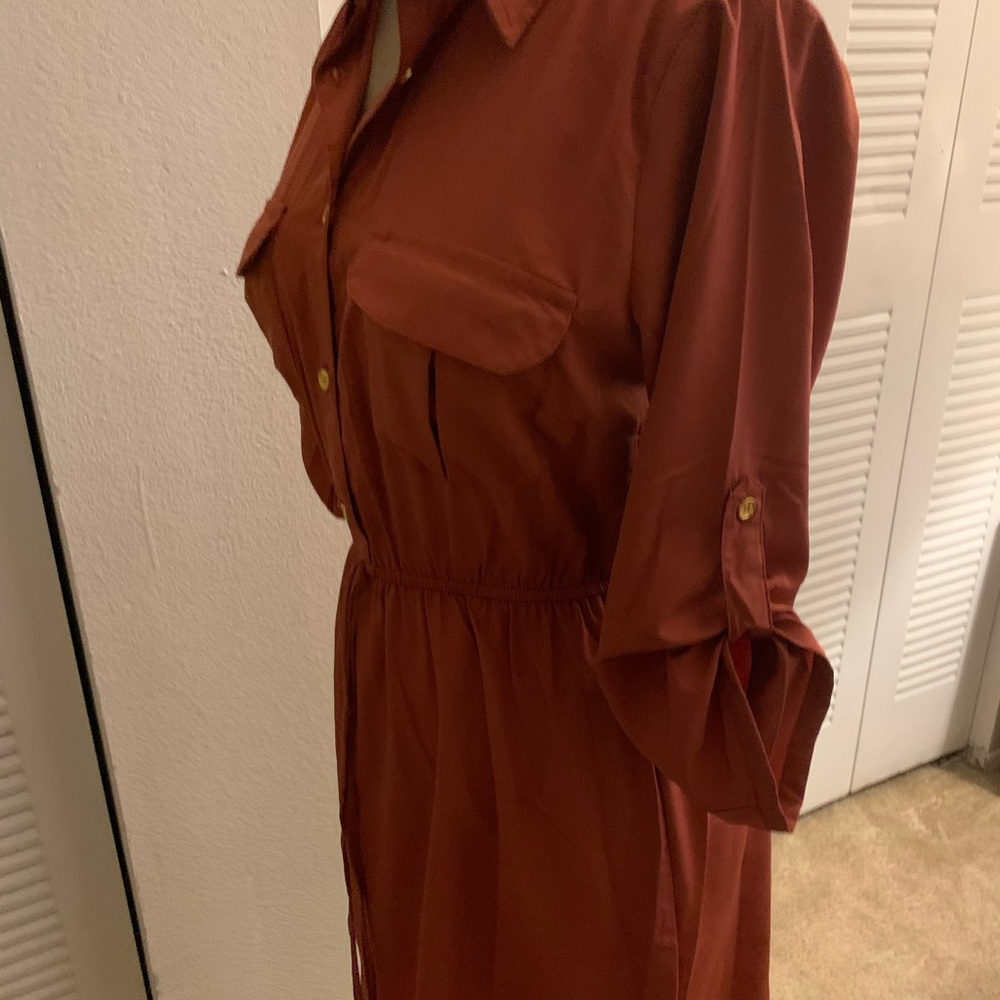 Dress - Picture 2 of 4